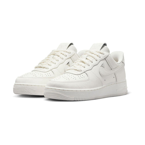 Air Force 1 '07 LV8 Women's Shoes