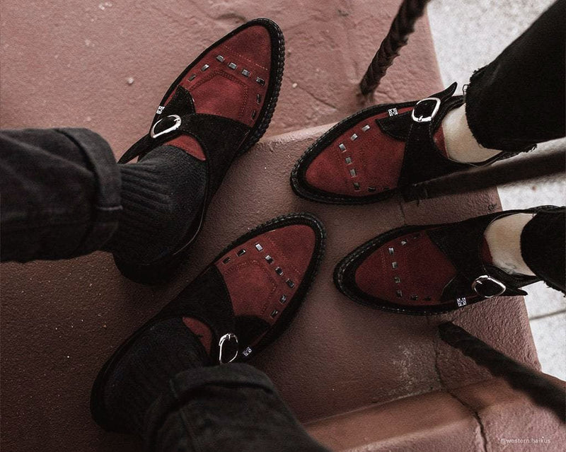A9592 Black & Burgundy Suede Pointed Buckle Creeper
