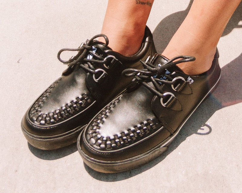 A9873 Black Leather D-Ring Sneaker