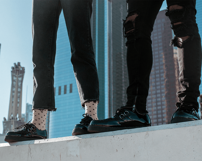 F9679 Black Patent Viva Low Sole Creeper