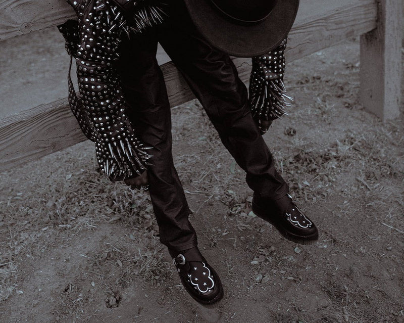 V3287 Black TUKskin Western Buckle Viva Mondo Creeper
