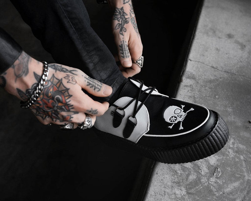 V3209 Black & White Pirate Viva Mondo Creeper