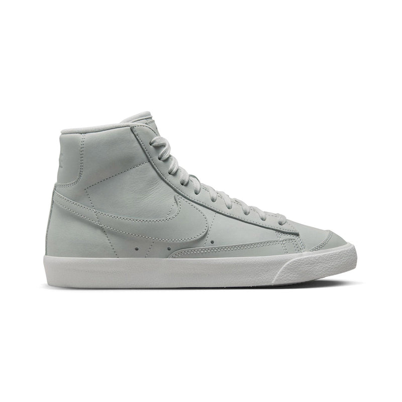 Blazer Mid Premium Women's Shoes