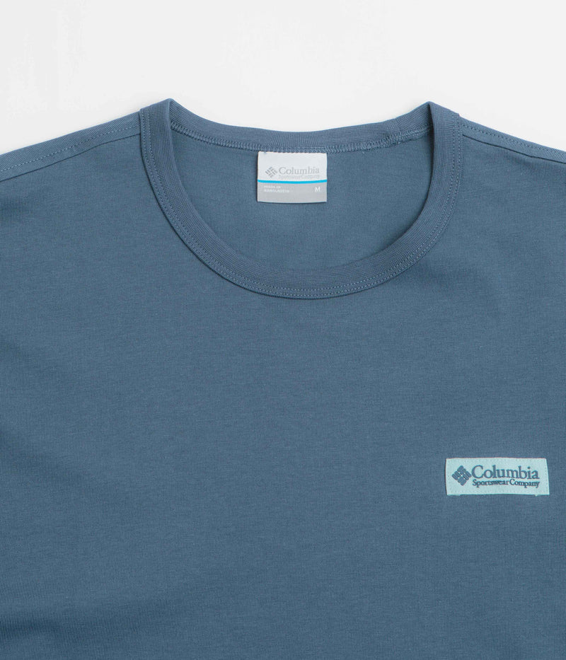 Columbia CSC Heavyweight Iconic T-Shirt in Dark Mountain and Repeated Peaks