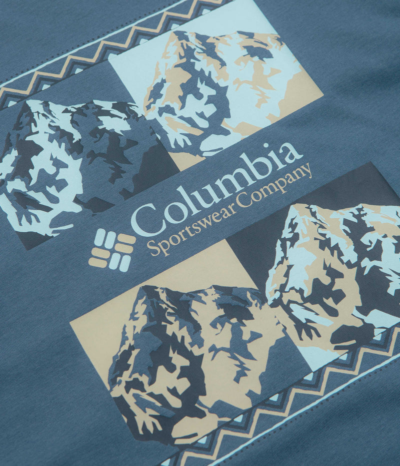 Columbia CSC Heavyweight Iconic T-Shirt in Dark Mountain and Repeated Peaks