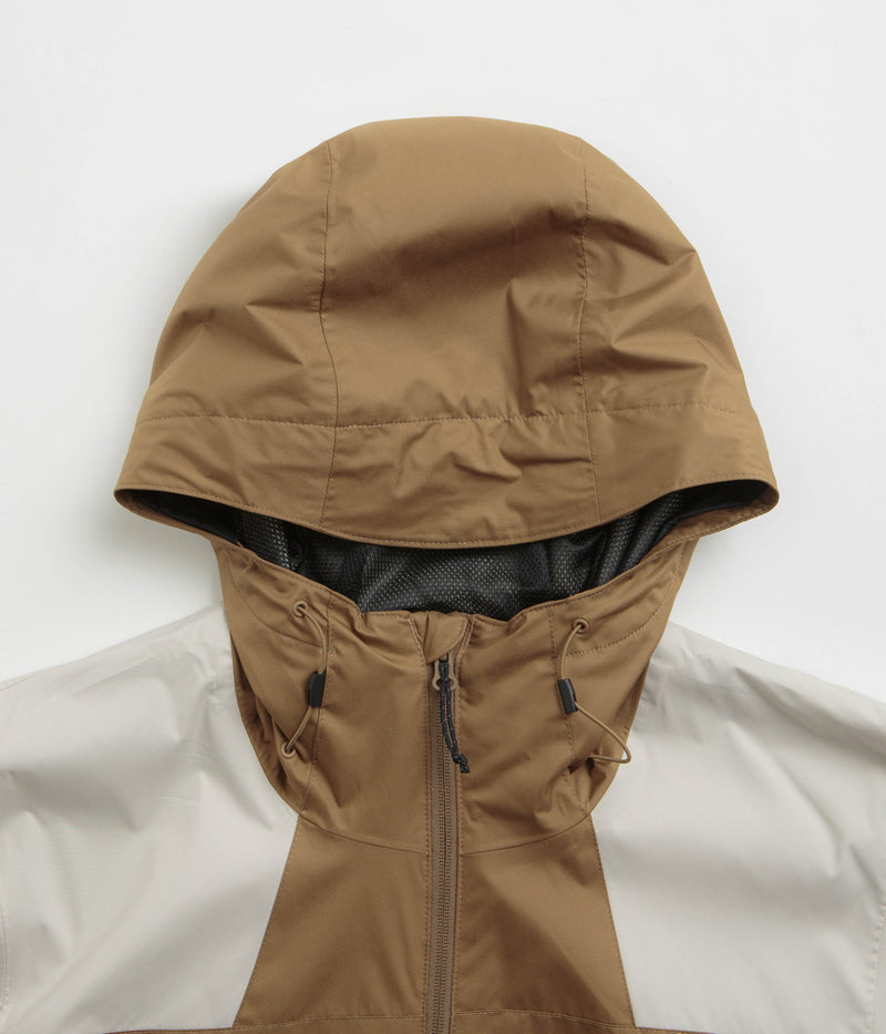 Columbia Inner Limits III Jacket in Delta and Dark Stone / Black