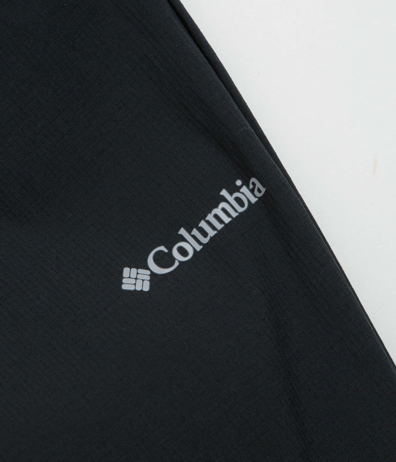 Columbia Tech Wind Pants in Black