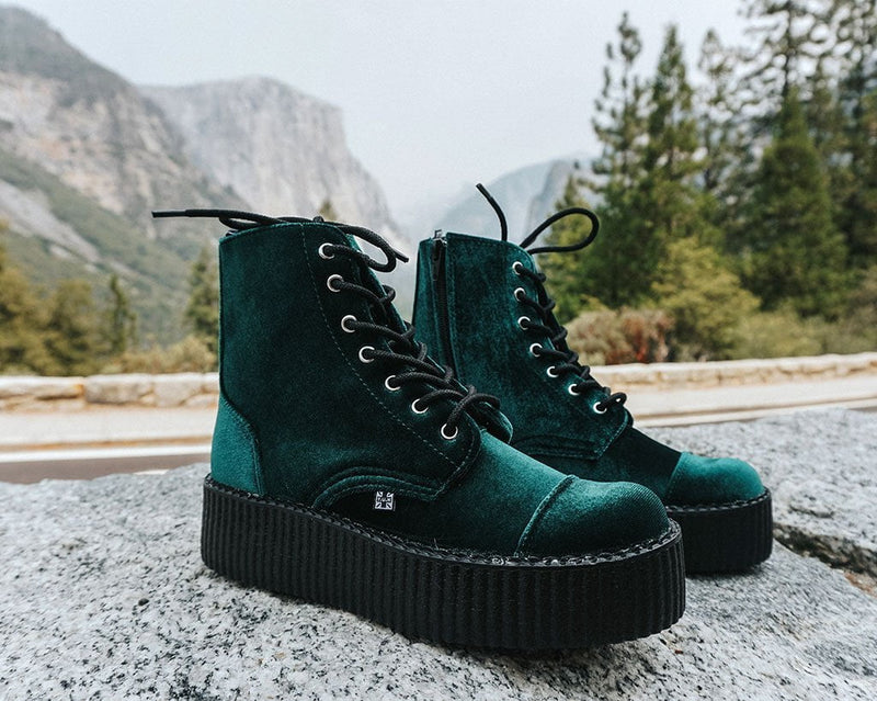 V9759L Green Velvet 7-Eye Viva Mondo Boot