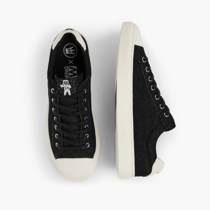 Men's Classic Low Top | Moon Man