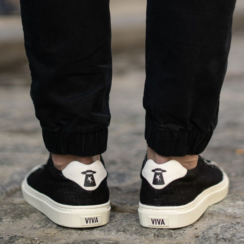 Men's Classic Low Top | Moon Man