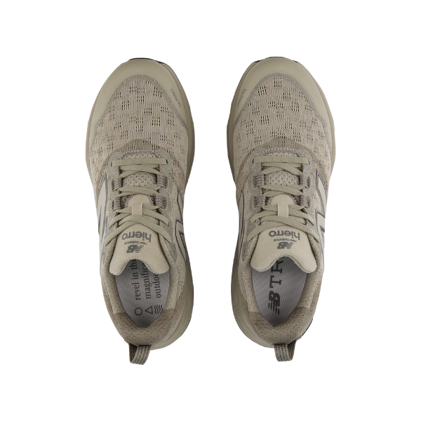 The New Balance Mens Fresh Foam X Hierro v9 Wide in grey, viewed from above, displays mesh uppers, laces, NB and Hierro branding on the tongue and insoles, plus a grippy Vibram outsole.