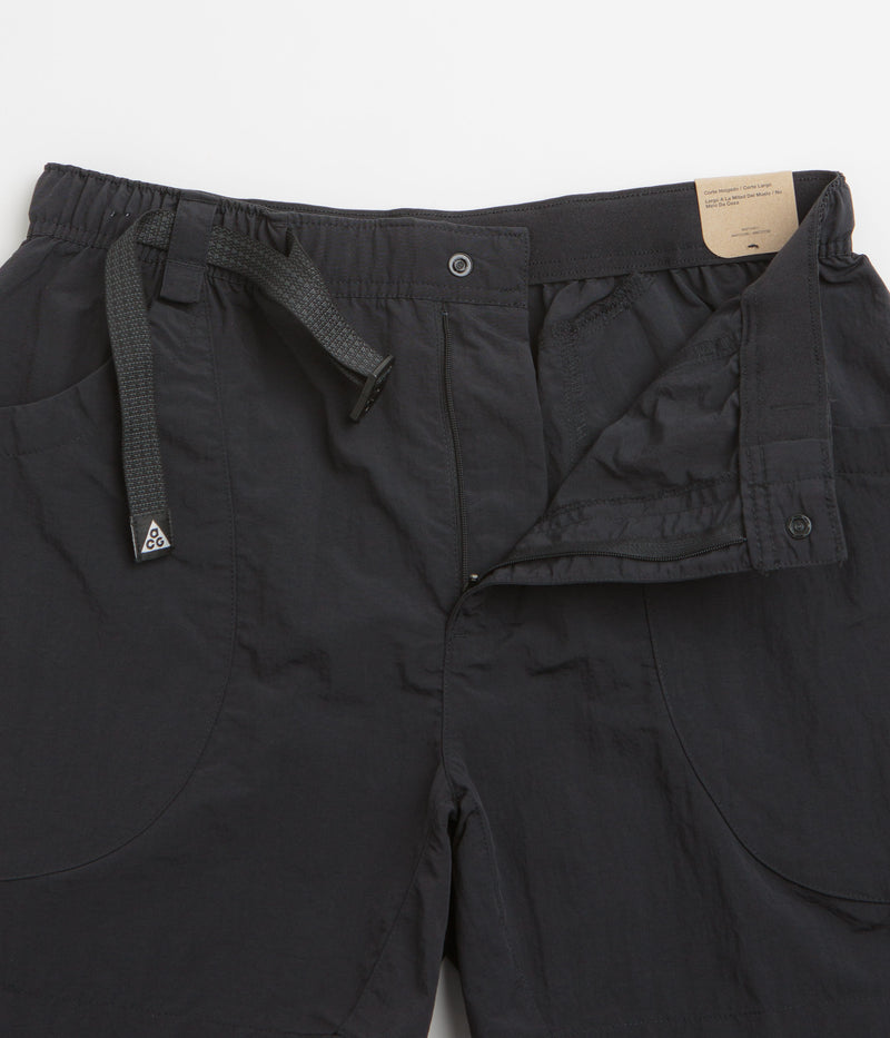 Nike ACG Dolomiti Shorts in Black and Black / Summit White