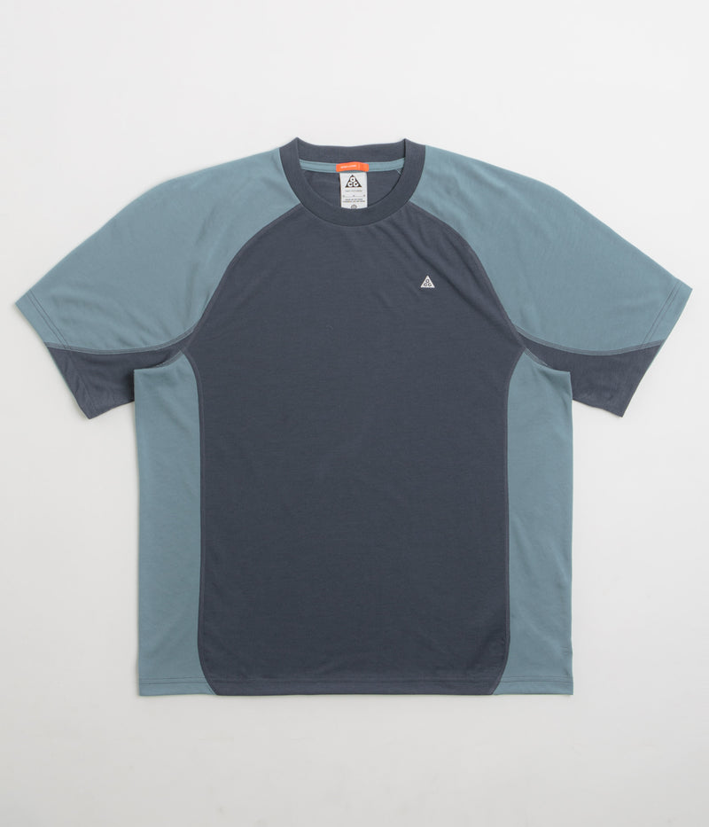 Nike ACG Goat Rocks T-Shirt in Thunder Blue and Smokey Blue / Summit White