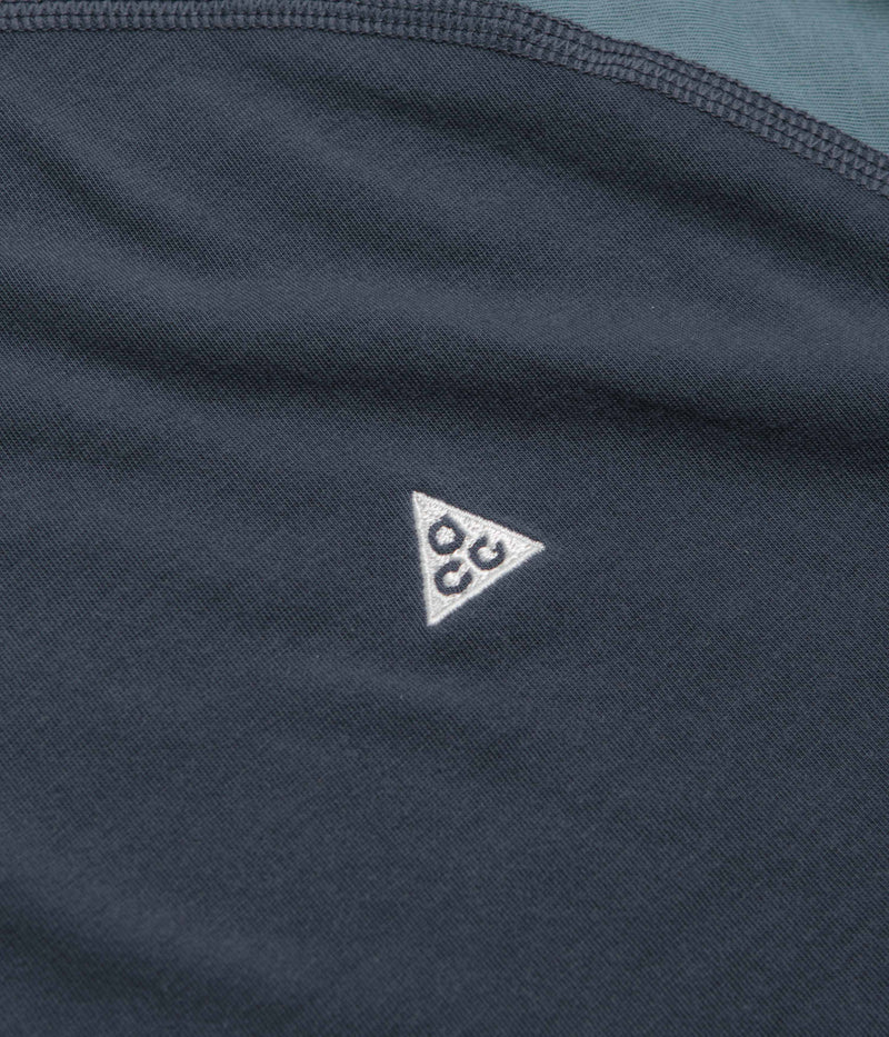 Nike ACG Goat Rocks T-Shirt in Thunder Blue and Smokey Blue / Summit White