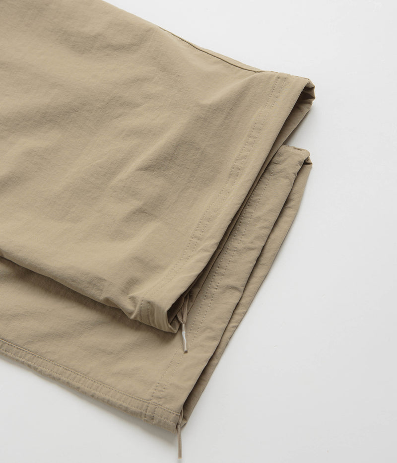 Nike SB Kearny Cargo Pants in Khaki and White