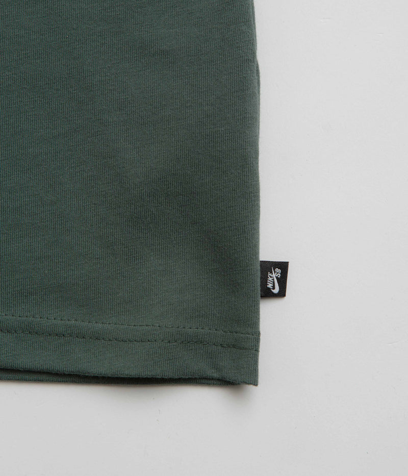Nike SB Spider T-Shirt in Vintage Green
