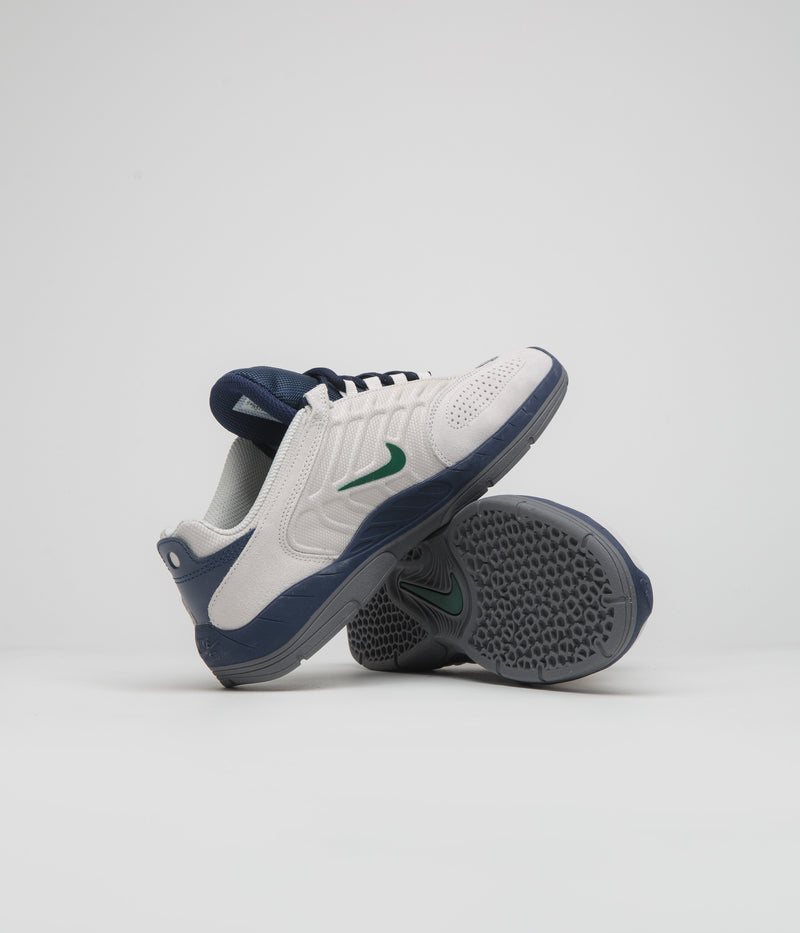 Nike SB Vertebrae Shoes in Light Bone and Fir and Midnight Navy - Obsidian
