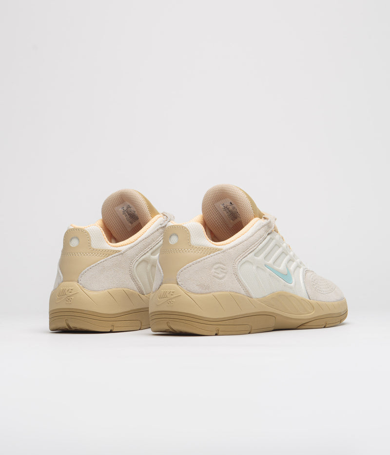 Nike SB Vertebrae TE Shoes in Coconut Milk and Jade Ice and Sesame - Gold