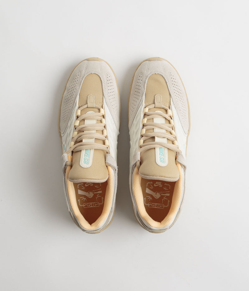 Nike SB Vertebrae TE Shoes in Coconut Milk and Jade Ice and Sesame - Gold