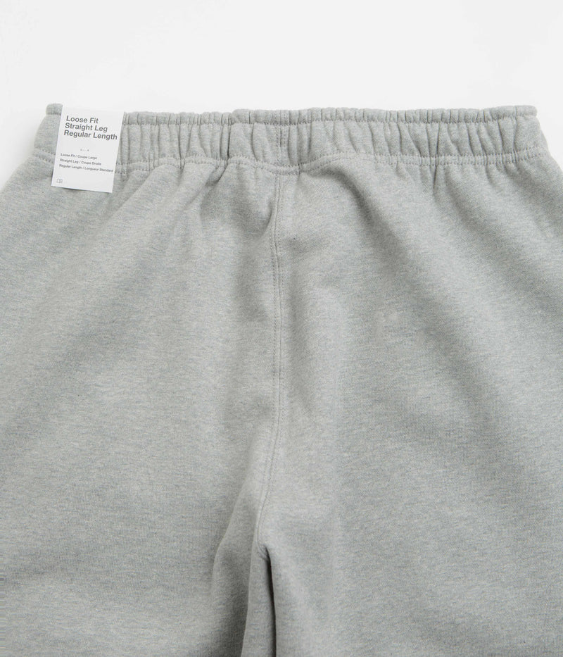 Nike Solo Swoosh Cuffed Sweatpants in Dark Grey Heather and Light Smoke Grey / White