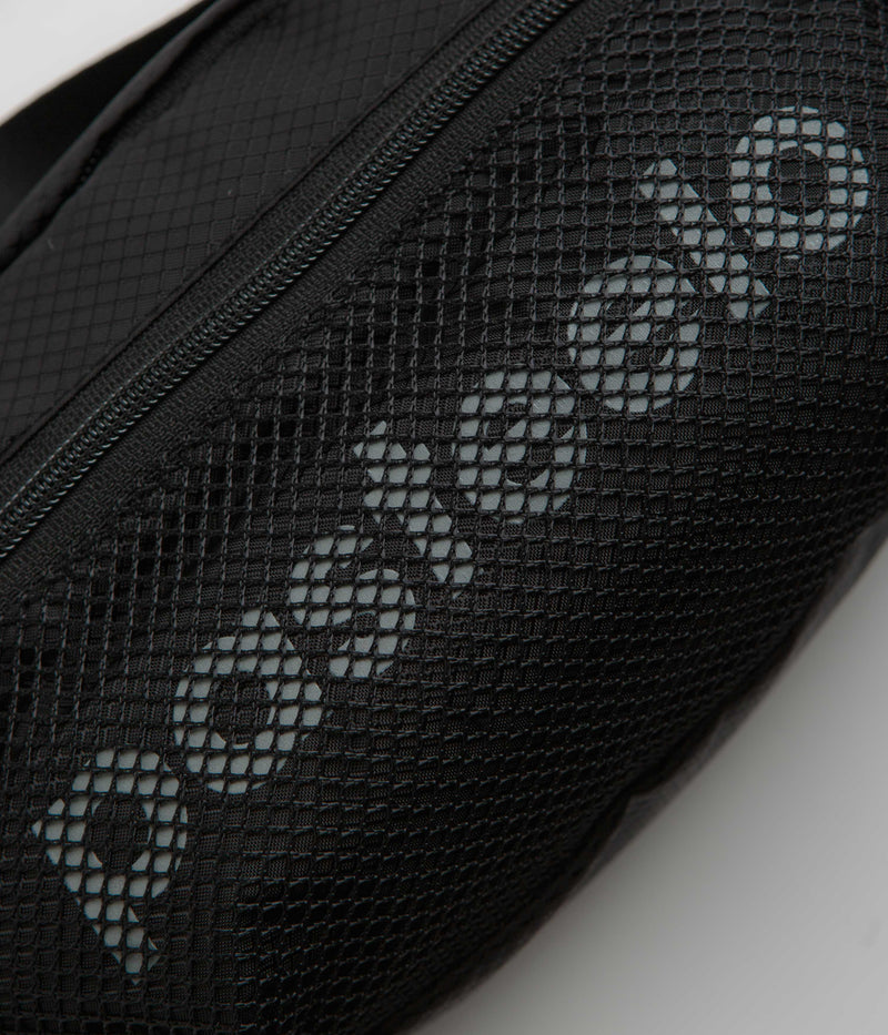 Pasteelo Essentials Bag in Black