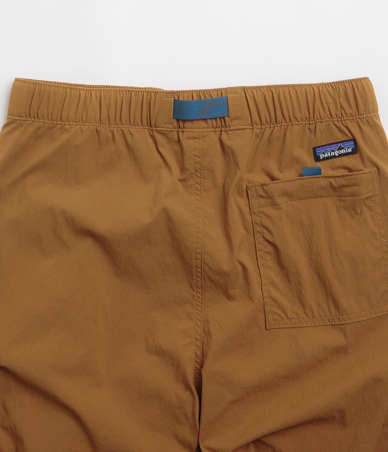 Patagonia Outdoor Everyday Pants in Shelter Brown