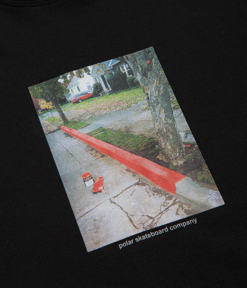 Polar Red Curb T-Shirt in Black