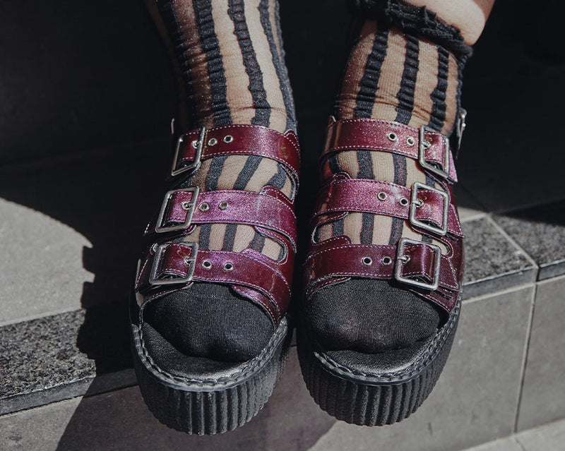 V3198L Purple Metallic 3-Buckle Mondo Sandal