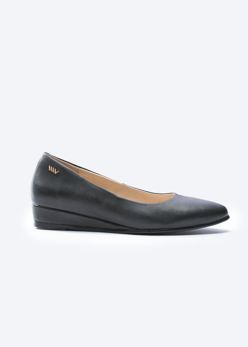 Roma Black Leather Slip On Women Flat Shoe