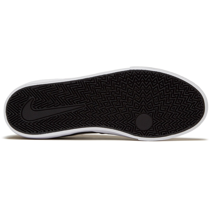 SB Chron 2 Shoes - Black/White/Black
