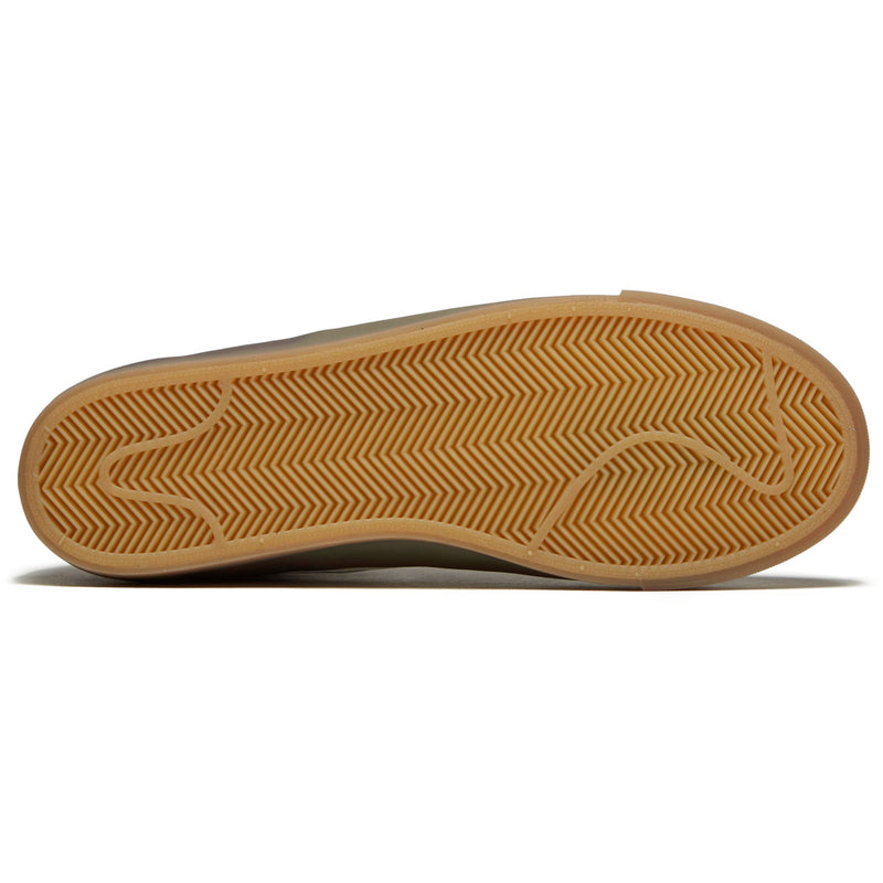 SB Zoom Blazer Low Pro GT Shoes - Black/White/Black/Gum Light Brown