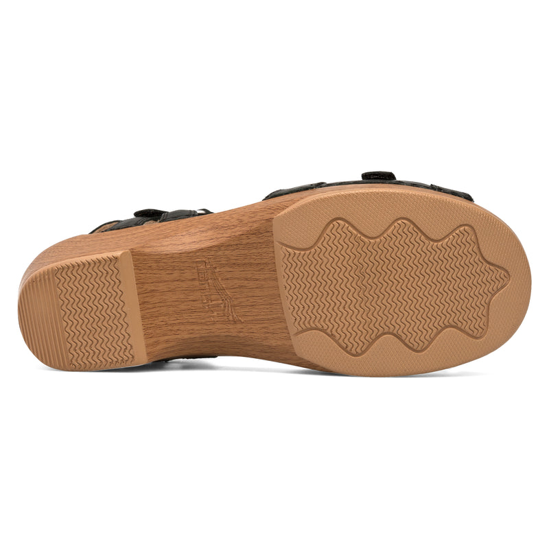 Sole image of Season Black Full Grain