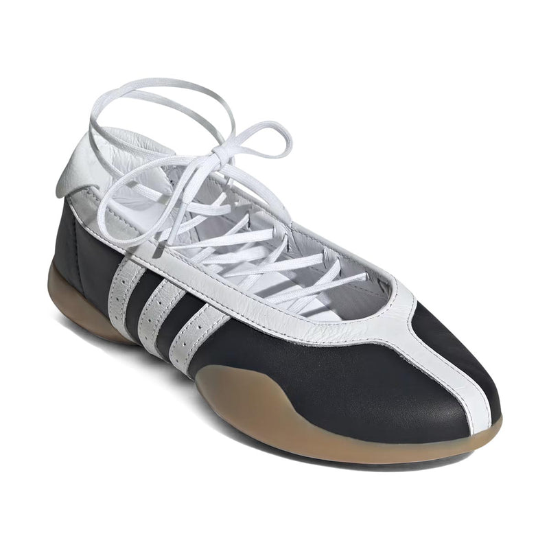 Taekwondo Mei Ballet 'Black White' Women's Shoes