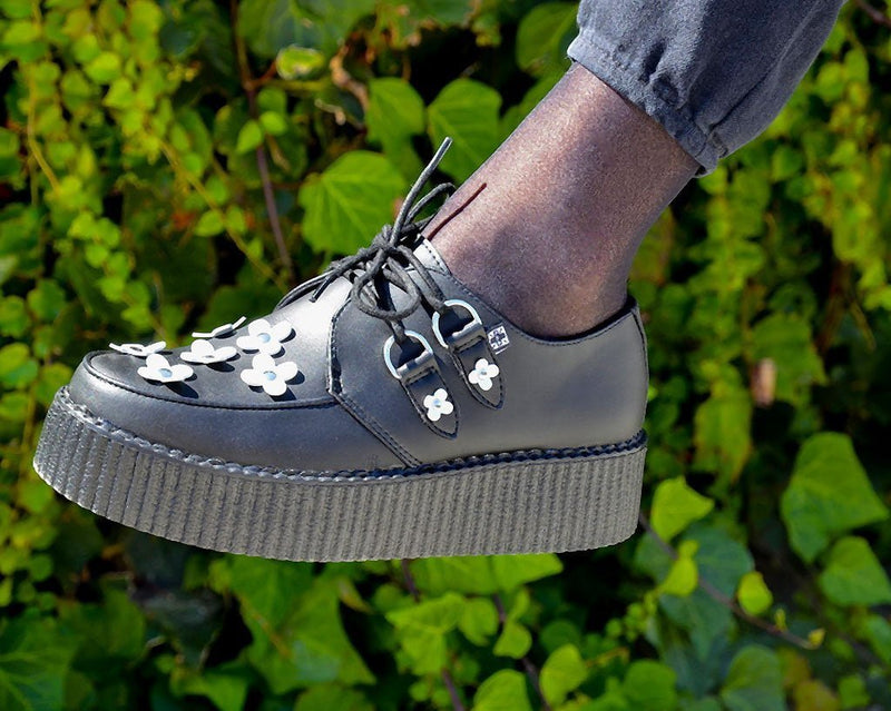 V8862 TUKskin™ Flower Viva Mondo Creepers
