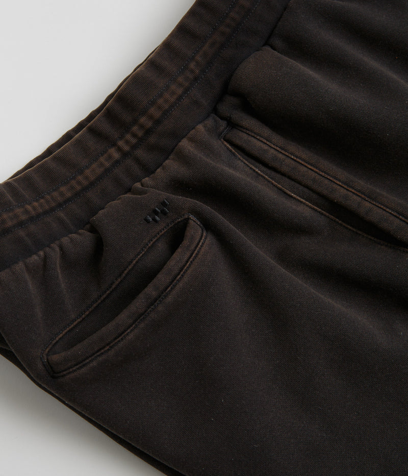 Vans Skate Fleece Pants in (Carpet) Black
