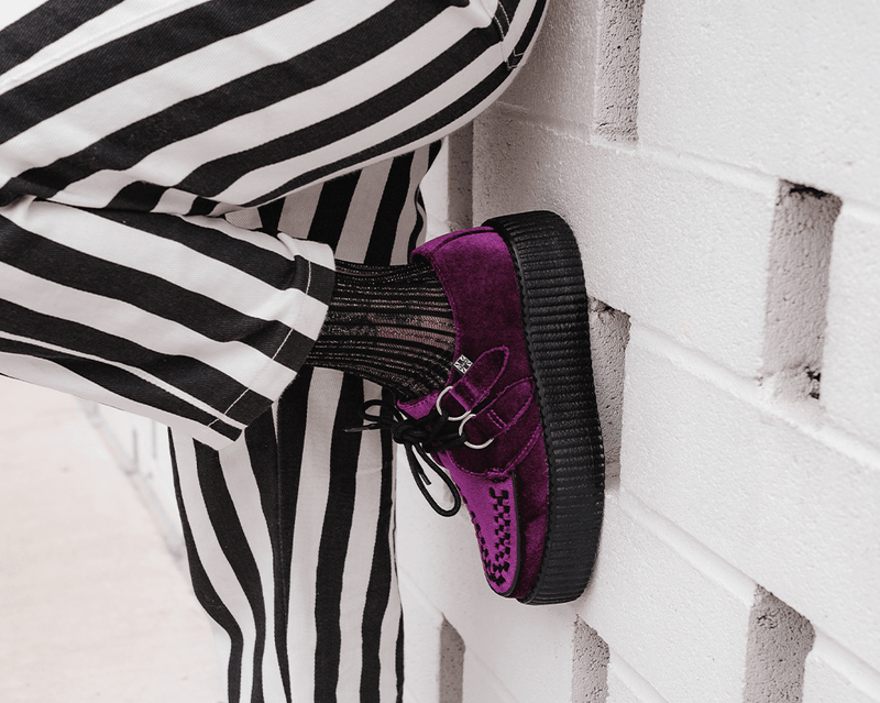 V9490 Violet Velvet Viva Mondo Creeper