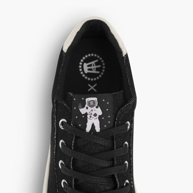 Women's Classic Low Top | Moon Man