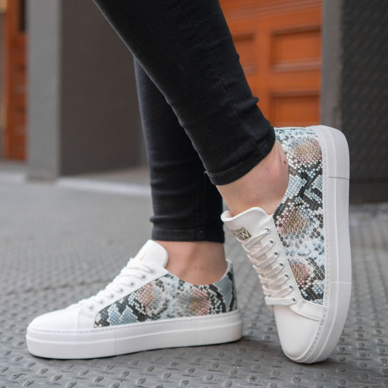 Women's Nova | Celeste