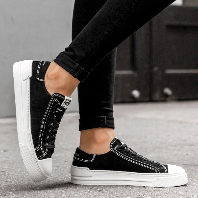 Women's Refresh | Black x White