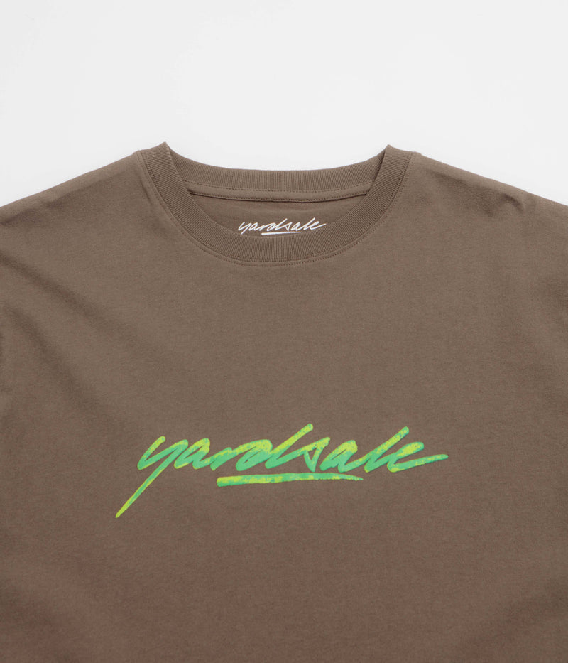 Yardsale Script Sludge T-Shirt in Tan
